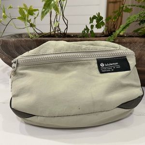 lululemon Clean Lines Belt Bag in Raw Linen
